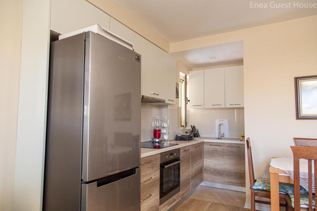 Enea'S Guest House Vlorë Екстериор снимка