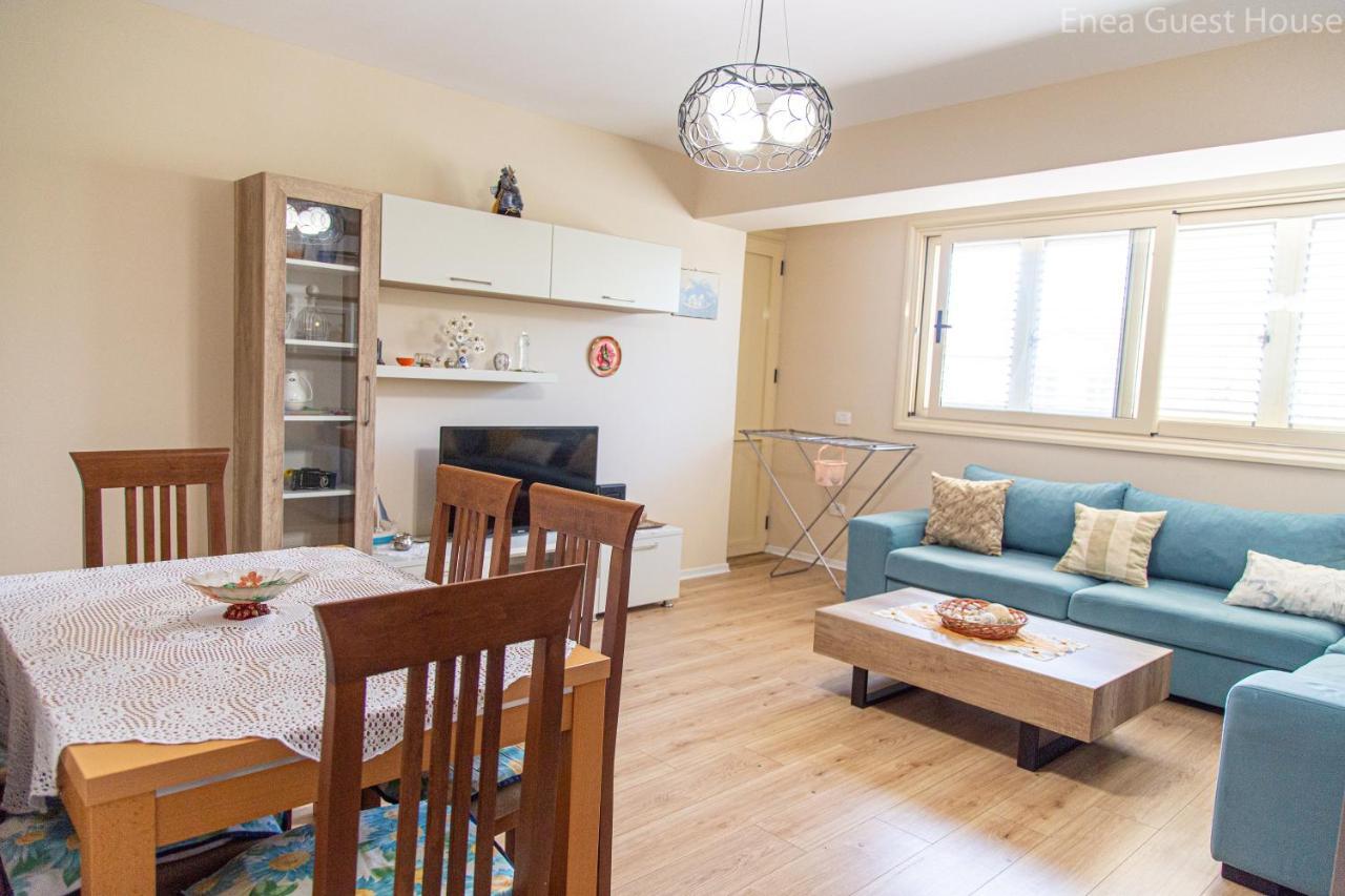 Enea'S Guest House Vlorë Екстериор снимка