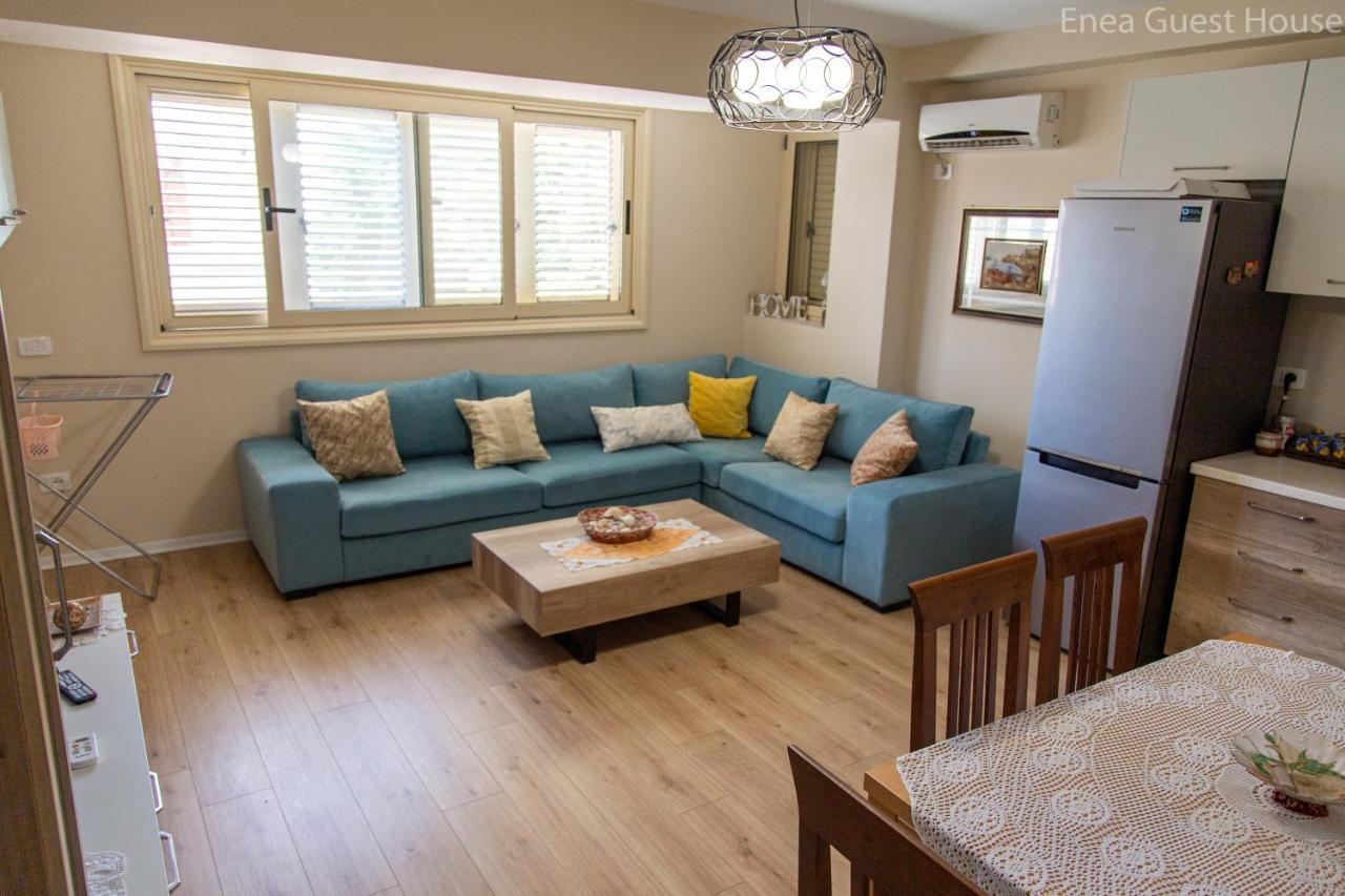 Enea'S Guest House Vlorë Екстериор снимка