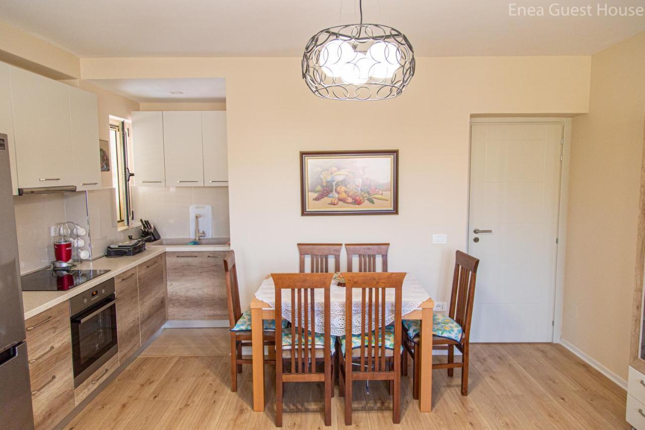 Enea'S Guest House Vlorë Екстериор снимка
