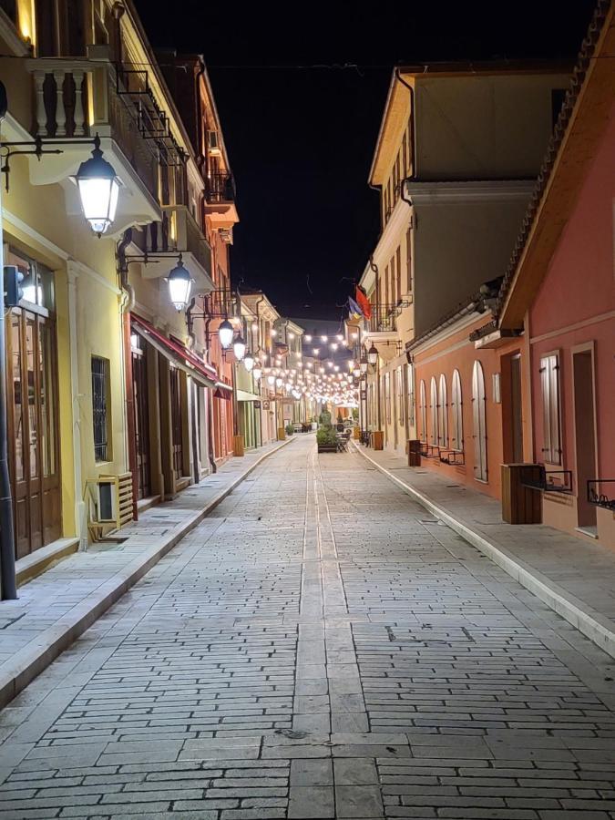 Enea'S Guest House Vlorë Екстериор снимка